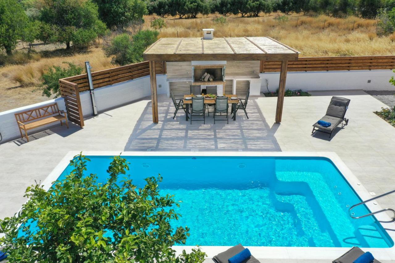 Ritas Gennadi Villa Extérieur photo